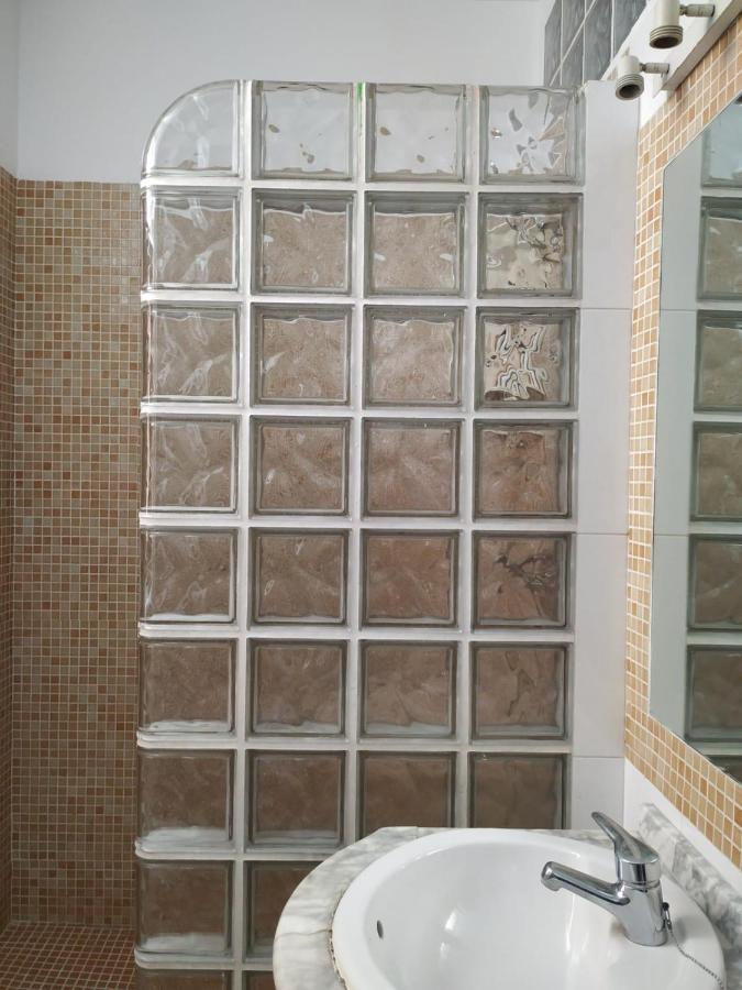 Bonito Apartamento Con Encanto En Casco Antiguo Ron 7 Valenciayole Apartment Luaran gambar